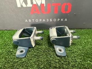 Петля крышки багажника Kia Ceed 1 ED 1.4 G4FA Петля крышки багажника Kia Ceed 1 ED 1.4 G4FA