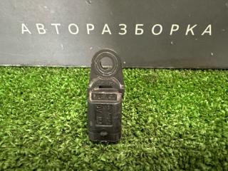 Запчасть датчик положения распредвала Skoda Octavia 2014