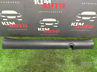 Накладка порога салона передняя правая Kia Rio 3 2012 Б/У Накладка порога салона передняя правая Kia Rio 3 2012