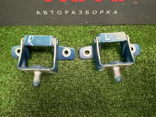 Петли крышки багажника Kia Rio 3 2012