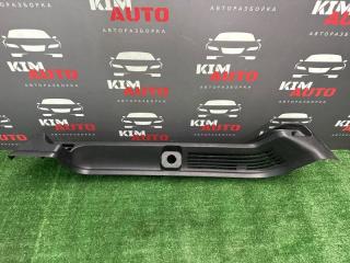 Запчасть направляющая шторки багажника правые Kia Ceed SW 2011