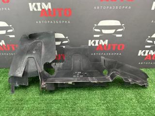 Фото запчасти дефлектор радиатора левый Audi A6 quattro 2007 Б/У запчасть Запчасть дефлектор радиатора левый Audi A6 quattro 2007