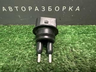 Датчик уровня омывающей жидкости Yeti 2014 1.4 CAXA