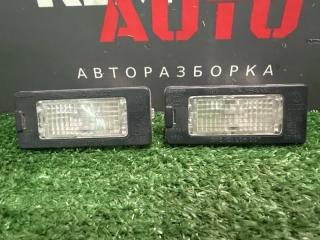 Запчасть плафон подсветки номера Skoda Yeti 2014