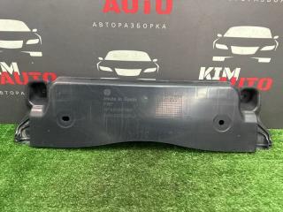 Запчасть защита днища кузова Skoda Octavia 2014