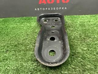 Кронштейн переднего подрамника левый Octavia 2014 A7 1.4 CHPA