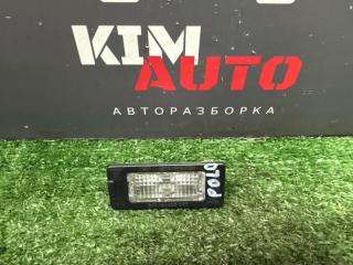 Плафон подсветки номера Volkswagen Polo 2012