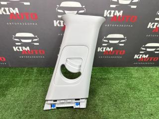 Накладка центральной стойки верхняя правая Kia Rio 4 2019
