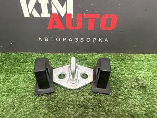 Ответная часть замка багажника Kia Sportage 3 2012