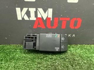 Фото запчасти пульт управления магнитолой Renault Kaptur 2017 Б/У запчасть Запчасть пульт управления магнитолой Renault Kaptur 2017