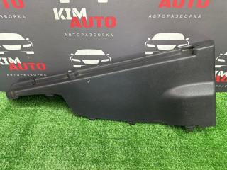 Запчасть опора полки багажника правая Renault Kaptur 2017