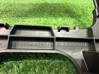 Кронштейн плафона салона Kaptur 2017 1.6 H4M