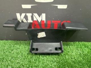 Дефлектор радиатора верхний Renault Kaptur 2017