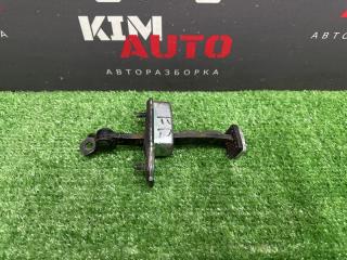 Ограничитель двери передний правый Kia Ceed 2 2014