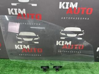 Стекло двери переднее правое Kia Rio 4 2017