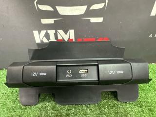 Блок розеток 12V Kia Rio 4 2017