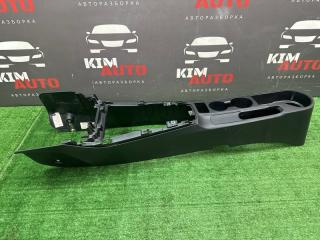 Консоль центральная Kia Rio 4 2017