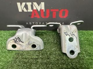 Петли двери задние правые Kia Rio 4 2021