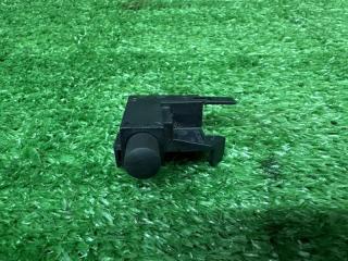 Концевик ручника Skoda Octavia A7 1.4 CHPA