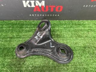Кронштейн переднего подрамника левый Hyundai Elantra 6 2017