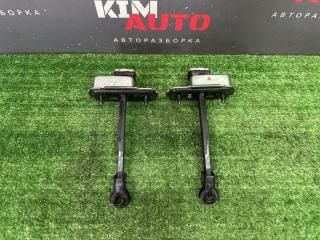 Ограничитель двери передний Kia Ceed 3 2018