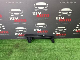 Фото запчасти направляющая стекла двери передняя правая Kia Sportage 3 2014 Б/У запчасть Запчасть направляющая стекла двери передняя правая Kia Sportage 3 2014