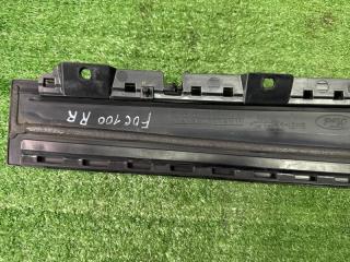 Накладка задней двери передняя правая focus 3 2012 CB8 1.6L