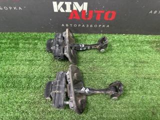 Запчасть ограничитель двери задний Ford Focus 3 HB 2012