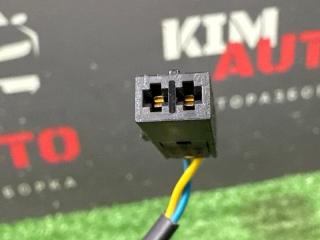 Замок ремня безопасности передний левый Octavia 2014 A7 1.2 CJZA