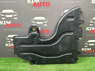 Защита днища кузова задняя левая Skoda Octavia 2014 A7 1.2 CJZA 5Q0825206L Б/У