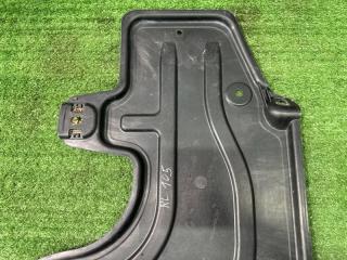 Защита днища кузова задняя левая Octavia 2014 A7 1.2 CJZA