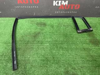 Уплотнитель стекла направляющий задний левый Kia Rio X-Line 2020