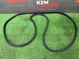 Запчасть уплотнитель двери передний левый Opel Astra