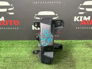 Запчасть кронштейн бампера задний правый Citroen C 4