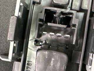 Фонарь в крыло задний левый Albea