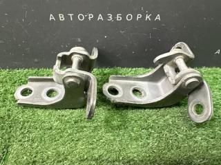 Петли двери передние правые Honda Civic 4D