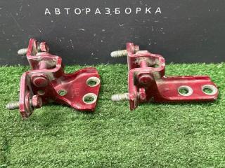 Петли двери задние левые Lancer 9