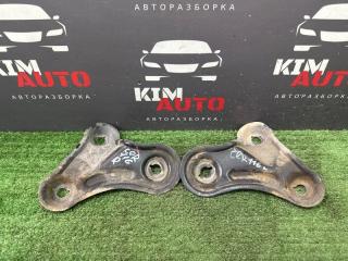 Кронштейн переднего подрамника Kia Cerato 4 2021 Б/У Кронштейн переднего подрамника Kia Cerato 4 2021
