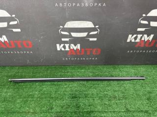 Уплотнитель стекла наружный (Бархотка) передний левый Kia Sportage 3 2015