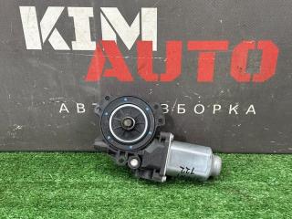 Мотор стеклоподъемника задний правый Kia Sportage 3 2015