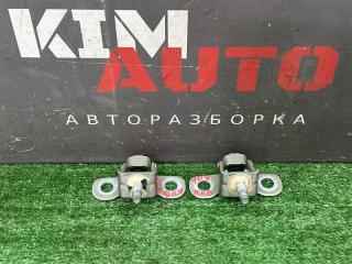 Запчасть петли крышки багажника Ford Kuga 2013