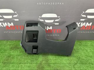 Запчасть накладка торпедо нижняя левая Mazda 3