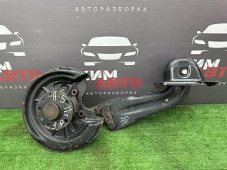 Кулак поворотный задний правый Skoda Octavia A5