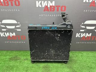 Запчасть радиатор охлаждения двигателя Honda Fit