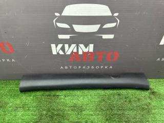 Накладка порога салона передняя левая Kia Rio 4 2019 Б/У Накладка порога салона передняя левая Kia Rio 4 2019