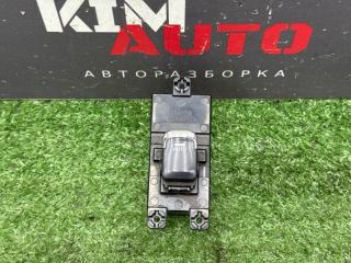 Кнопка стеклоподъемника Kia Ceed 2 2015