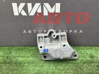 Фото запчасти кронштейн кпп левый Skoda Octavia A4 Б/У запчасть Запчасть кронштейн кпп левый Skoda Octavia A4