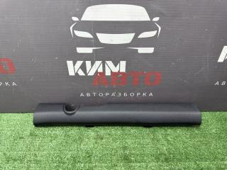 Накладка порога салона передняя правая Kia Ceed 3 2021 Б/У Накладка порога салона передняя правая Kia Ceed 3 2021