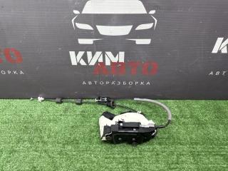 Замок двери задний правый Skoda Octavia 2013