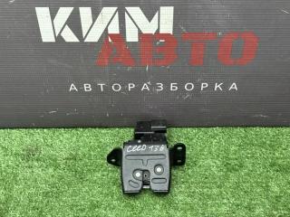 Замок крышки багажника Kia Ceed 2 2013